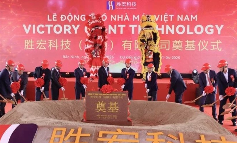Work begins on two hi-tech factories in Bac Ninh province